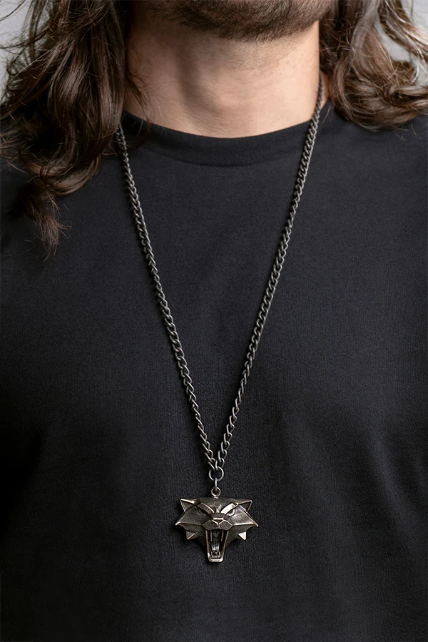 THE WITCHER CAT SCHOOL MEDALLION - Image 4