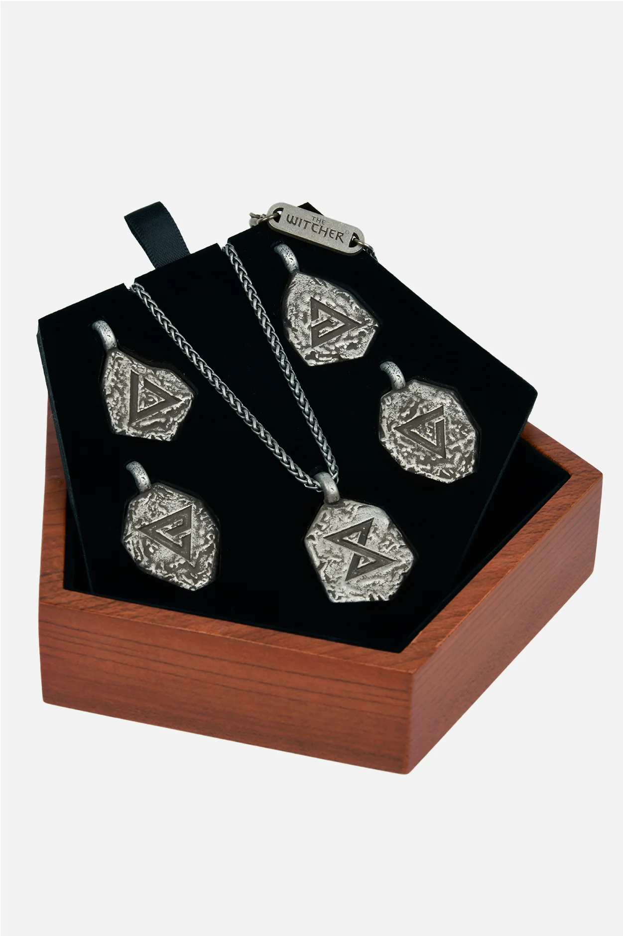 THE WITCHER SIGNS PENDANT SET AND KEEPSAKE BOX - Image 25