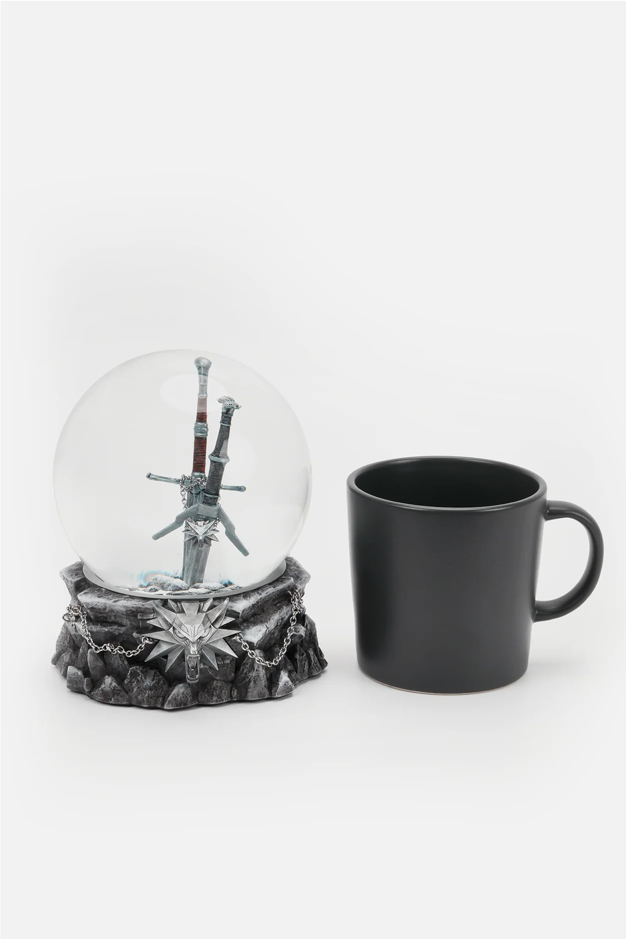 THE WITCHER TOOLS OF THE TRADE SNOW GLOBE - Image 15