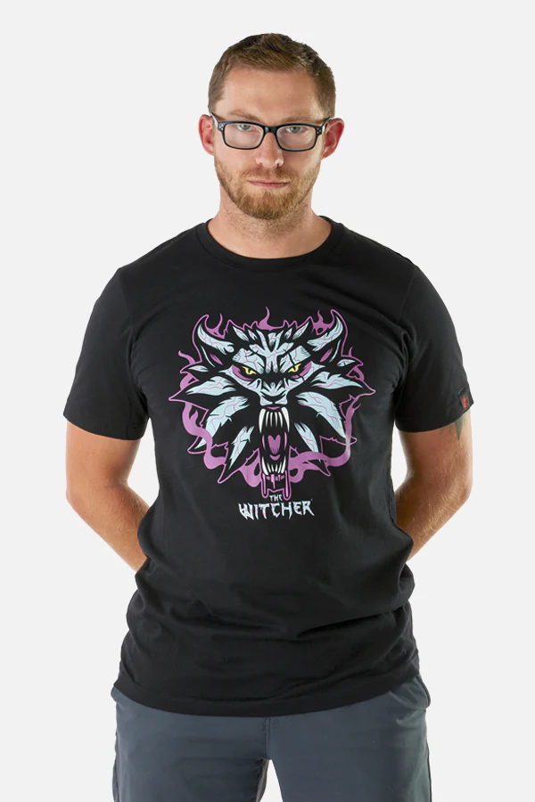 THE WITCHER TOXIC MEDALLION TEE - Image 3