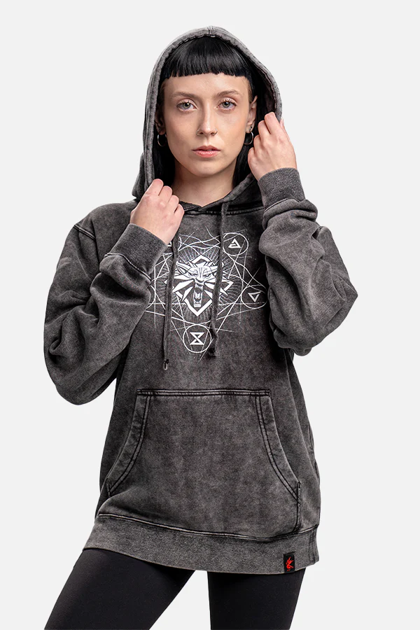 THE WITCHER WOLF AND SIGNS HOODIE - Image 5