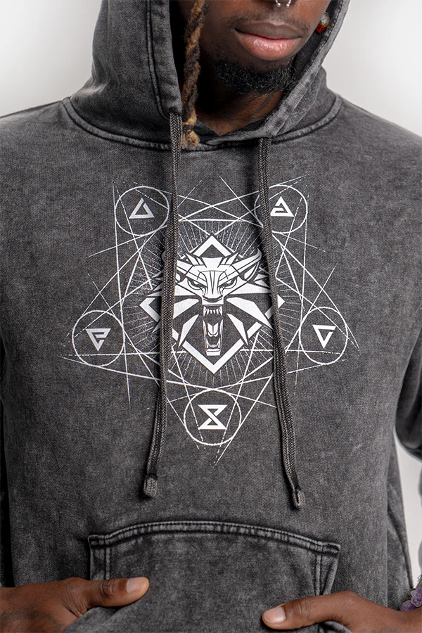 THE WITCHER WOLF AND SIGNS HOODIE - Image 7
